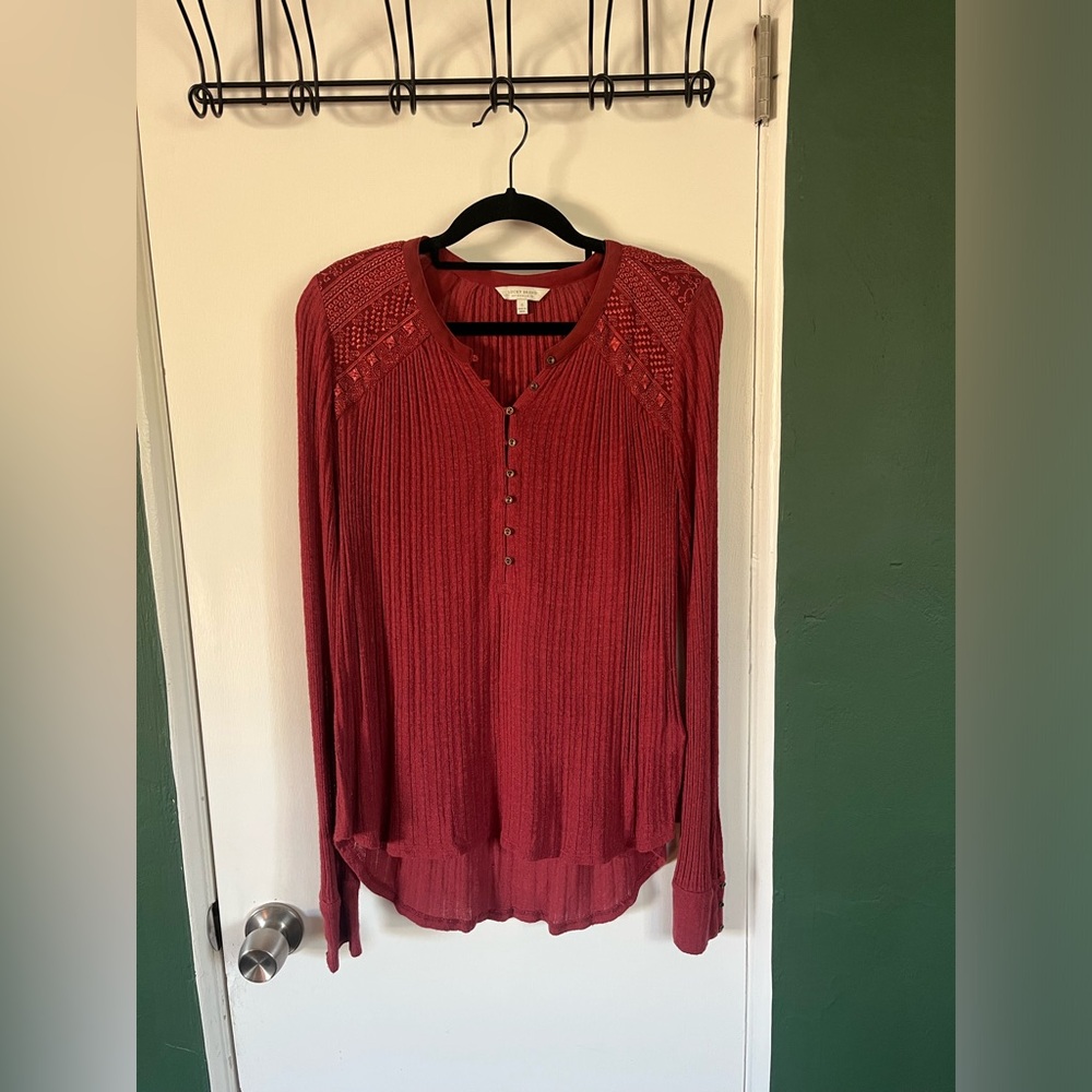Cranberry Guess long sleeve